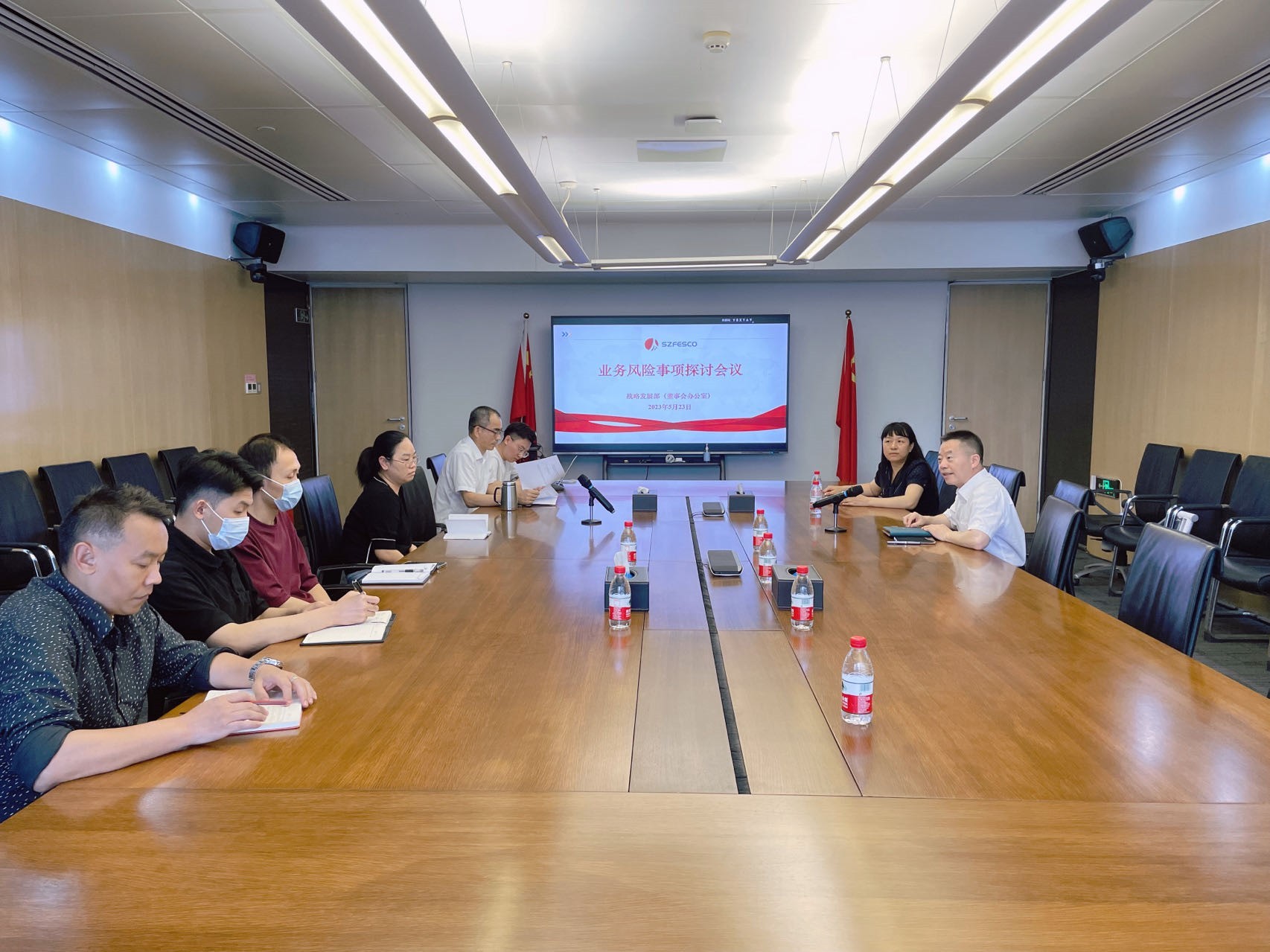 梳理業(yè)務(wù)風(fēng)險(xiǎn)，加強(qiáng)風(fēng)險(xiǎn)管控